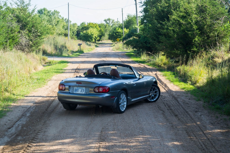 Illustration for article titled Review: 2002 Mazda Miata Special Edition